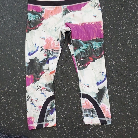 Lululemon Leggings - Picture 4 of 5